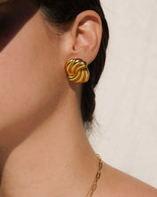 Load image into Gallery viewer, Rumina Earrings: Gold
