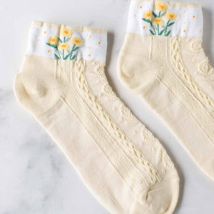 Floral Ankle Socks: Banana Cream