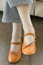 Load image into Gallery viewer, Classic Cashmere Socks: Fawn