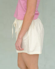 Load image into Gallery viewer, Perfect Short - Cream