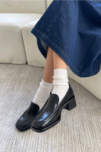 Load image into Gallery viewer, Her Socks: Classic White