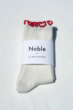 Load image into Gallery viewer, Ruffled Modal Socks: Cream / Red Edge