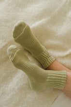 Load image into Gallery viewer, Swing Socks: Dried Sage