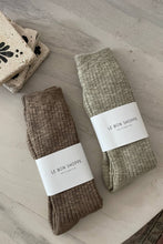Load image into Gallery viewer, Cottage Socks: Smoked Sage