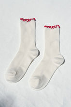 Load image into Gallery viewer, Ruffled Modal Socks: Cream / Red Edge