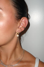 Load image into Gallery viewer, Cove Studs