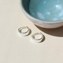 Load image into Gallery viewer, Mia Huggies: Sterling Silver