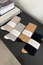 Load image into Gallery viewer, Classic Cashmere Socks: Fawn