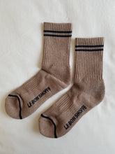 Load image into Gallery viewer, Boyfriend Socks: Cocoa
