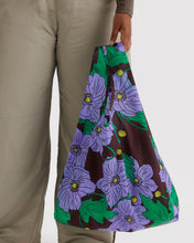 Load image into Gallery viewer, Standard Baggu -  Maroon Poppy