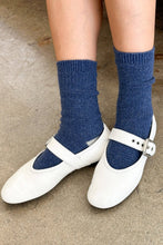 Load image into Gallery viewer, Wool Waffled Socks: Denim / Stone