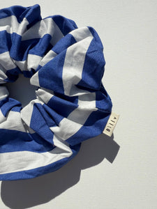XL AWNING STRIPE SCRUNCHIE: SKY