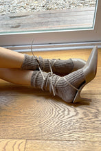 Load image into Gallery viewer, Cottage Socks: Flax