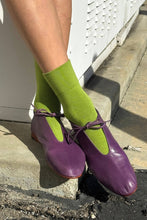 Load image into Gallery viewer, Sneaker Socks: Matcha