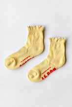 Load image into Gallery viewer, Ruffled Hugger Crew Socks: BLACK / BLACK