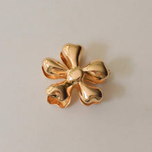 Load image into Gallery viewer, Flower Metal Hair Claw Clip | Gold