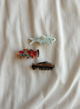 Load image into Gallery viewer, Mini Fish Claws: Bronze