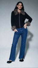 Load image into Gallery viewer, Tatu Knitted Jacket