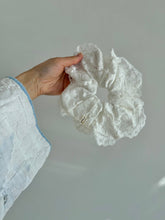 Load image into Gallery viewer, LACE SCRUNCHIES: CLOUD