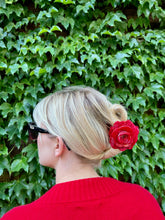 Load image into Gallery viewer, Rose Flower Claw Hair Clip: Red