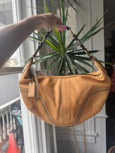 Load image into Gallery viewer, Coach Slouch Tan Leather Shoulder Bag