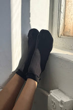 Load image into Gallery viewer, Ruffled Hugger Crew Socks: VINTAGE PINK / BLACK