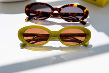 Load image into Gallery viewer, The Sweet Leaf - Olive Bio