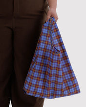 Load image into Gallery viewer, Standard Baggu - Blue Tartan