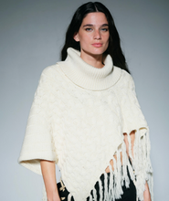 Load image into Gallery viewer, Nahuel Poncho: Cream