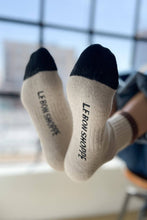 Load image into Gallery viewer, Color Block Girlfriend Socks (wholesale): Black Grey