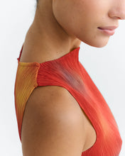 Load image into Gallery viewer, Pleated Dora Top - Red Flowers