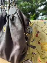 Load image into Gallery viewer, LOUIS VUITTON 00&#39;s Mahina L Hobo Taupe
