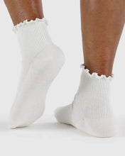 Load image into Gallery viewer, Lettuce Edge Sock Set of 2 - White