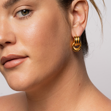 Load image into Gallery viewer, Olsen Convertible Hoops: Gold Plate