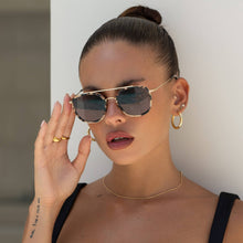 Load image into Gallery viewer, Weston Sunglasses: Milky Tortoise / Brown