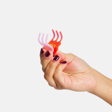 Load image into Gallery viewer, Mini Claw in Lilac + Punch