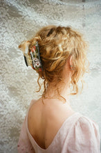 Load image into Gallery viewer, Sabrina Lamp Claw