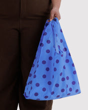 Load image into Gallery viewer, Standard Baggu - Blue Polka Dot