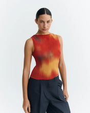 Load image into Gallery viewer, Pleated Dora Top - Red Flowers
