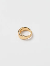 Load image into Gallery viewer, Forma Ring in Gold