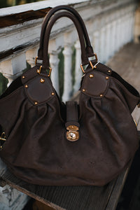 LOUIS VUITTON Mahina L Hobo Taupe