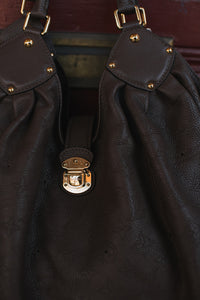 LOUIS VUITTON Mahina L Hobo Taupe