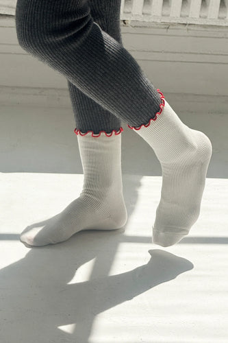 Ruffled Modal Socks: Cream / Red Edge