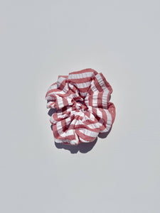 STRIPE BUBBLE SCRUNCHIES: RED BEAN