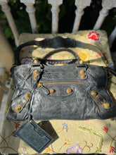 Load image into Gallery viewer, Balenciaga Navy City Giant 21 Bag