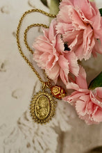 Load image into Gallery viewer, Rose Necklace