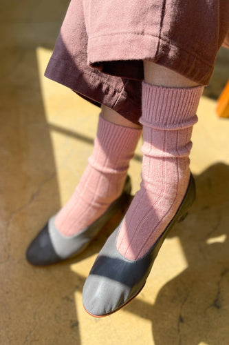 Classic Cashmere Socks: Rose Petal