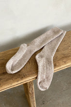 Load image into Gallery viewer, Snow Socks: Tan