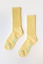 Load image into Gallery viewer, Ballet Socks: Pale Yellow