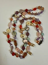 Load image into Gallery viewer, Petal Necklace
